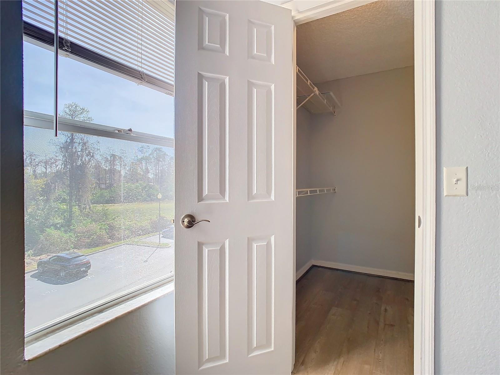 RESIDENCES/MILLENIA - Residential Lease
