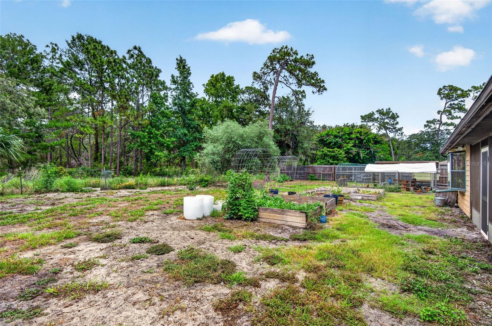 SPRING HILL - Residential
