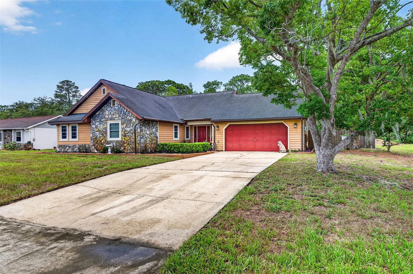 SPRING HILL - Residential