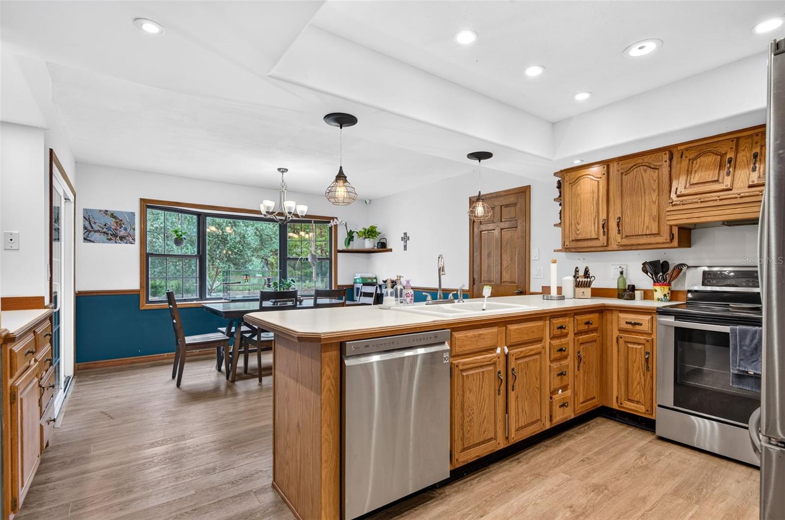 SPRING HILL - Residential