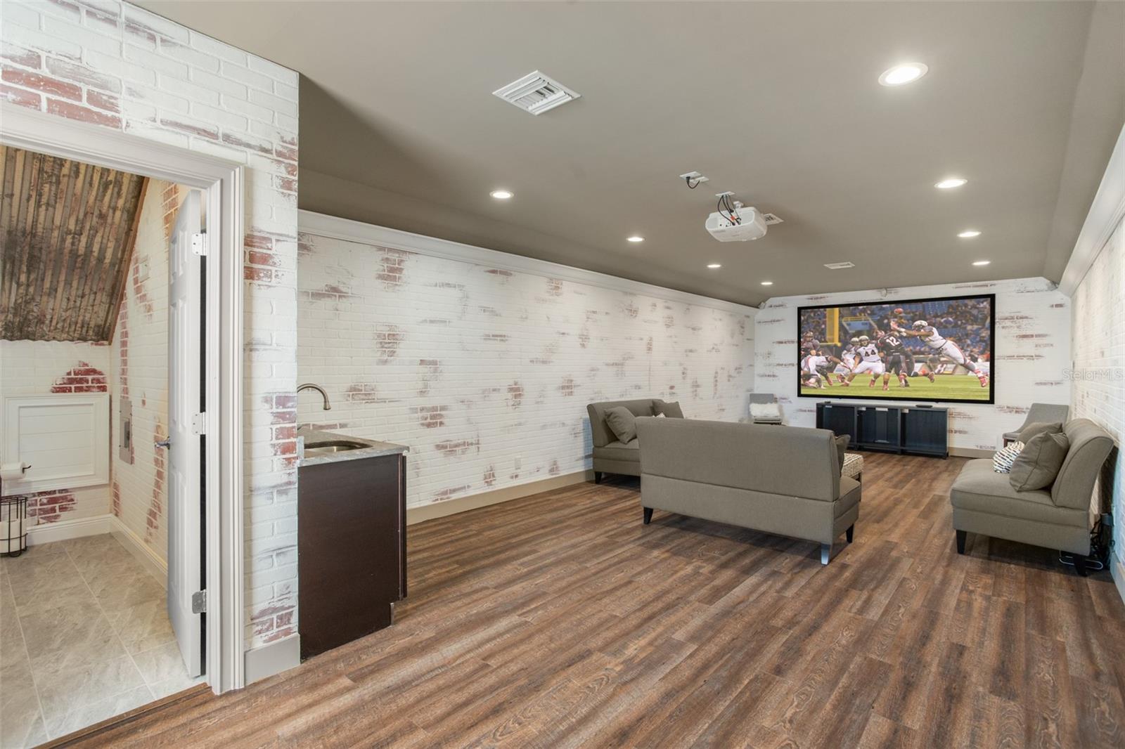 CELEBRATION VLG UNIT 2 - Residential