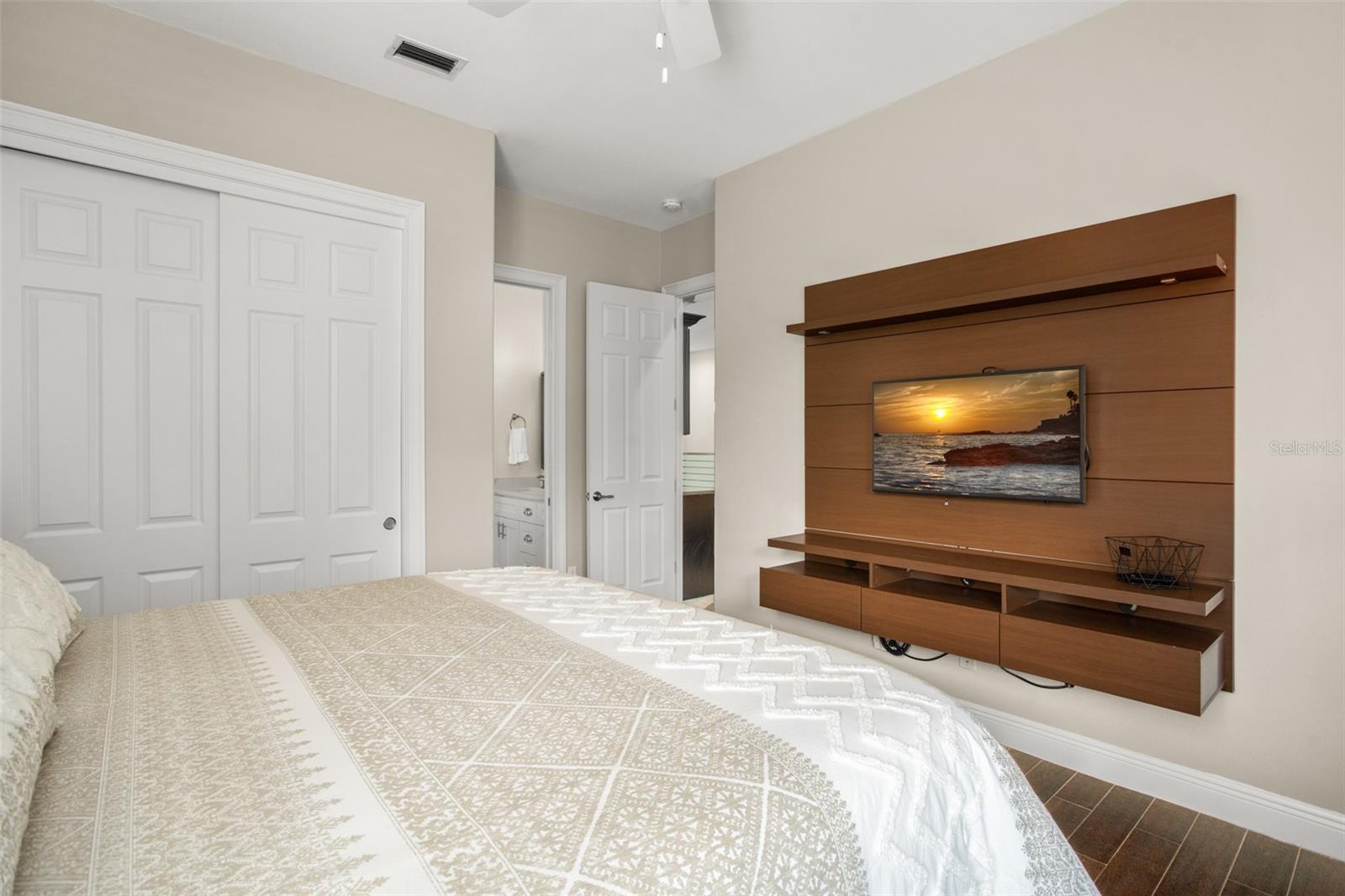 CELEBRATION VLG UNIT 2 - Residential