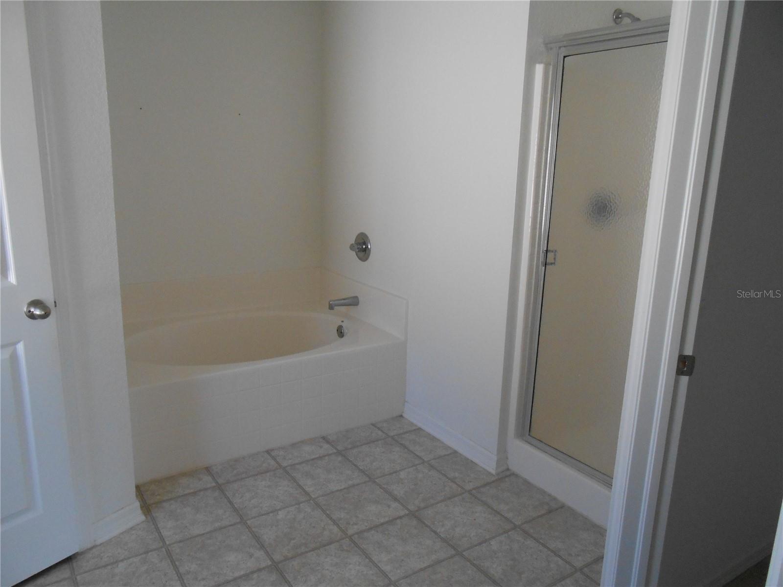 PORT CHARLOTTE SUB 51 - Residential Lease