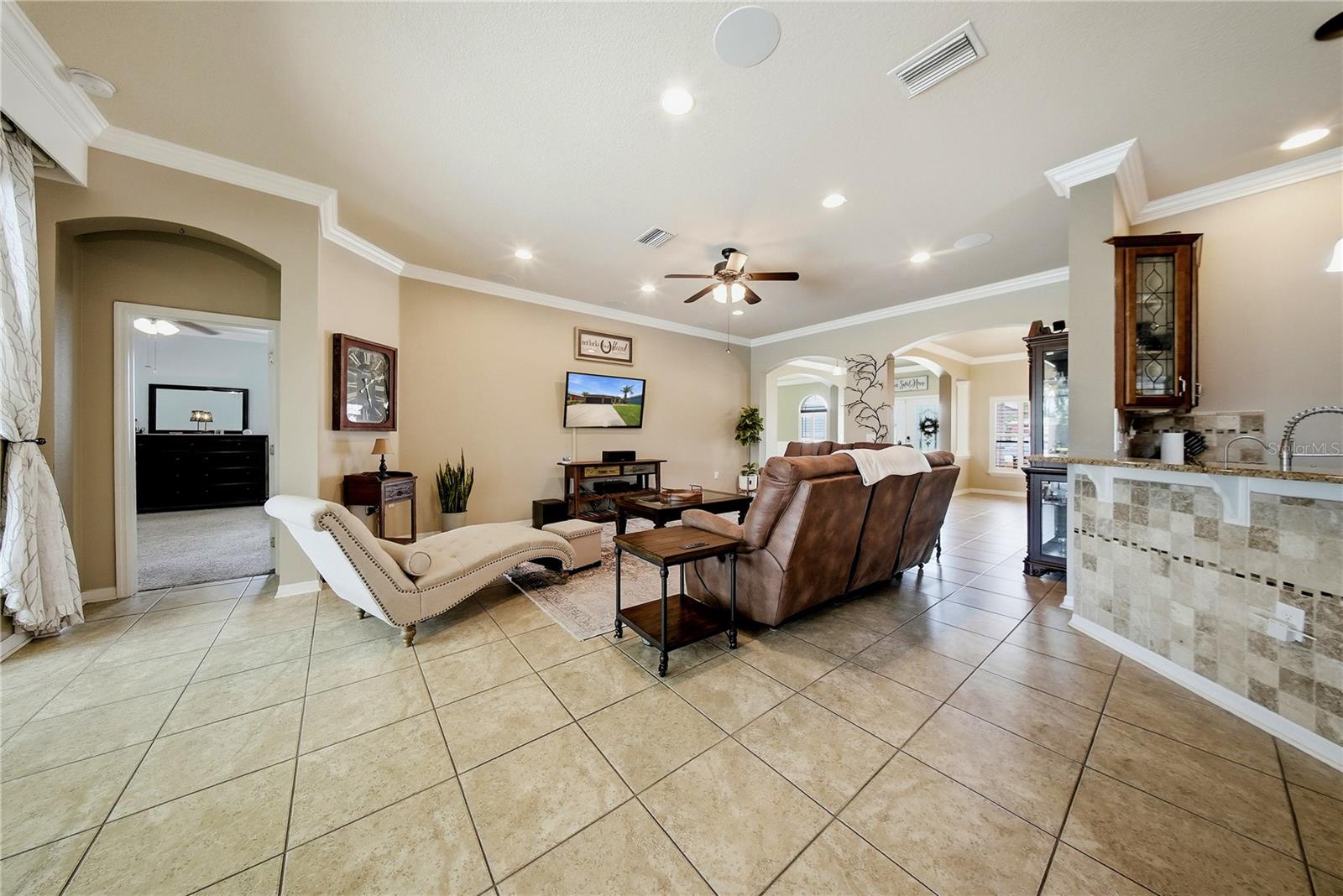HARBOUR ISLES PH 2A/2B/2C - Residential
