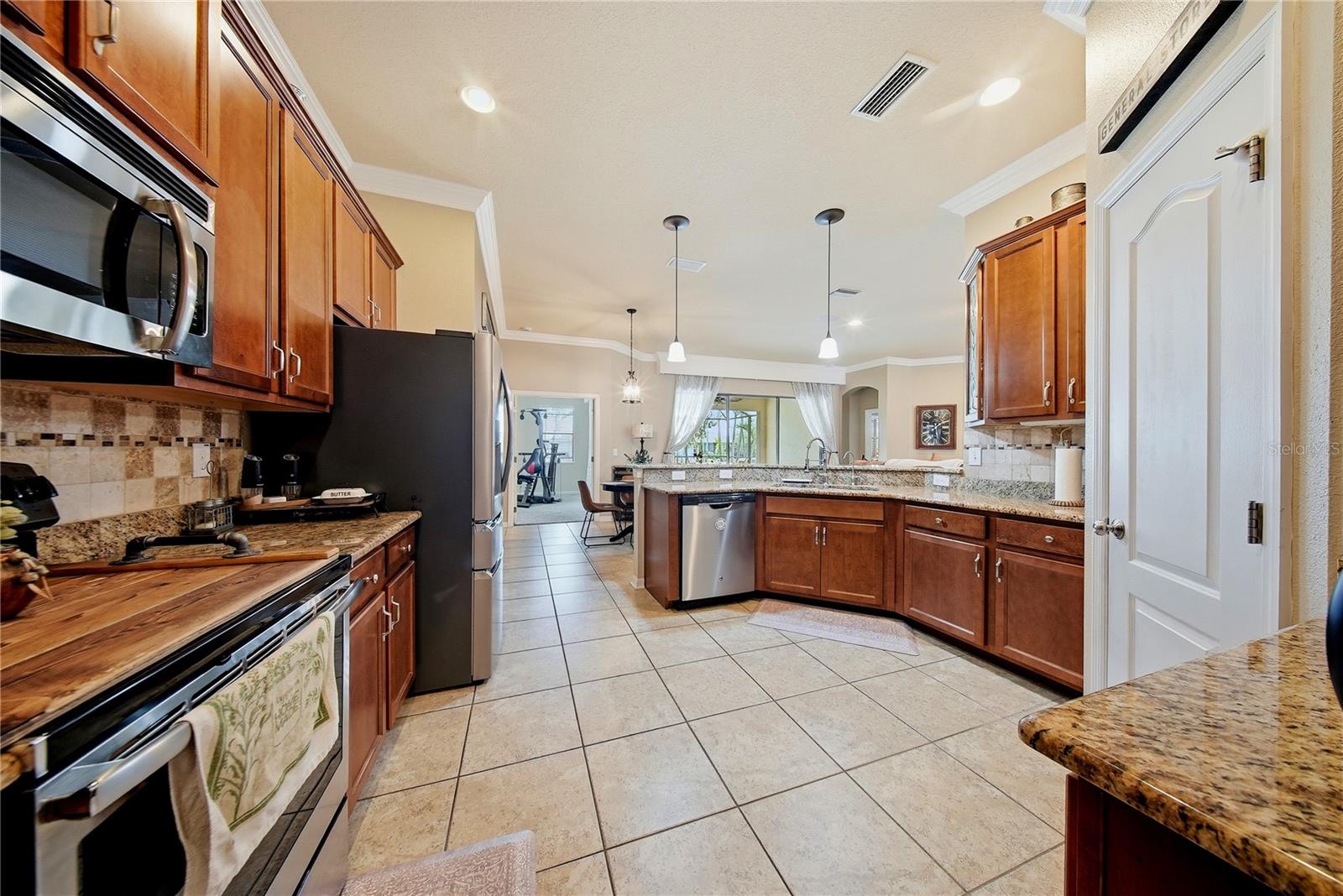 HARBOUR ISLES PH 2A/2B/2C - Residential
