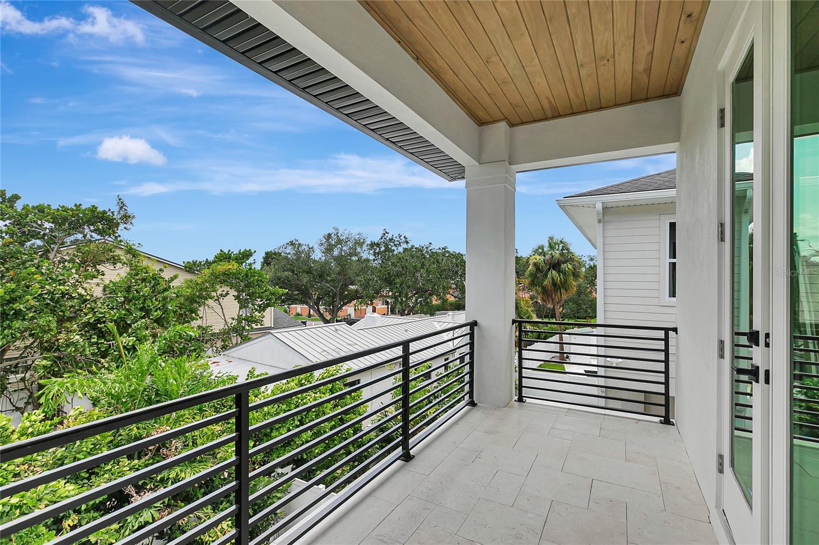 DAVIS ISLANDS PB10 PG52 TO 57 - Residential
