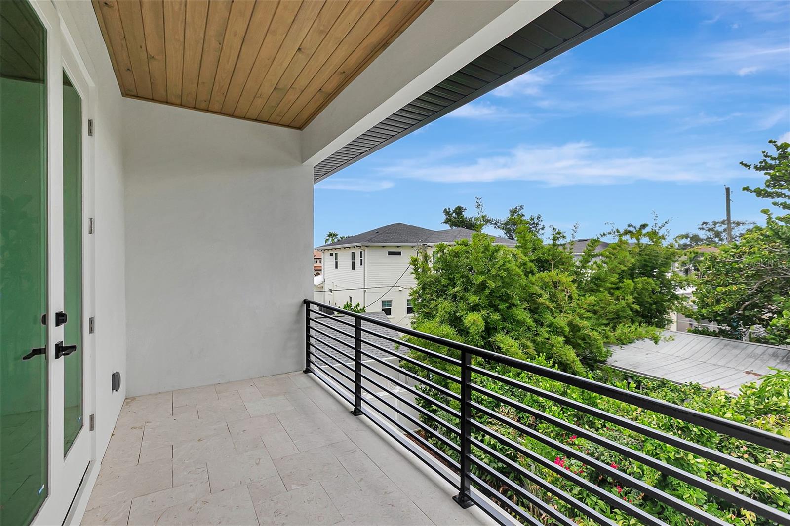 DAVIS ISLANDS PB10 PG52 TO 57 - Residential