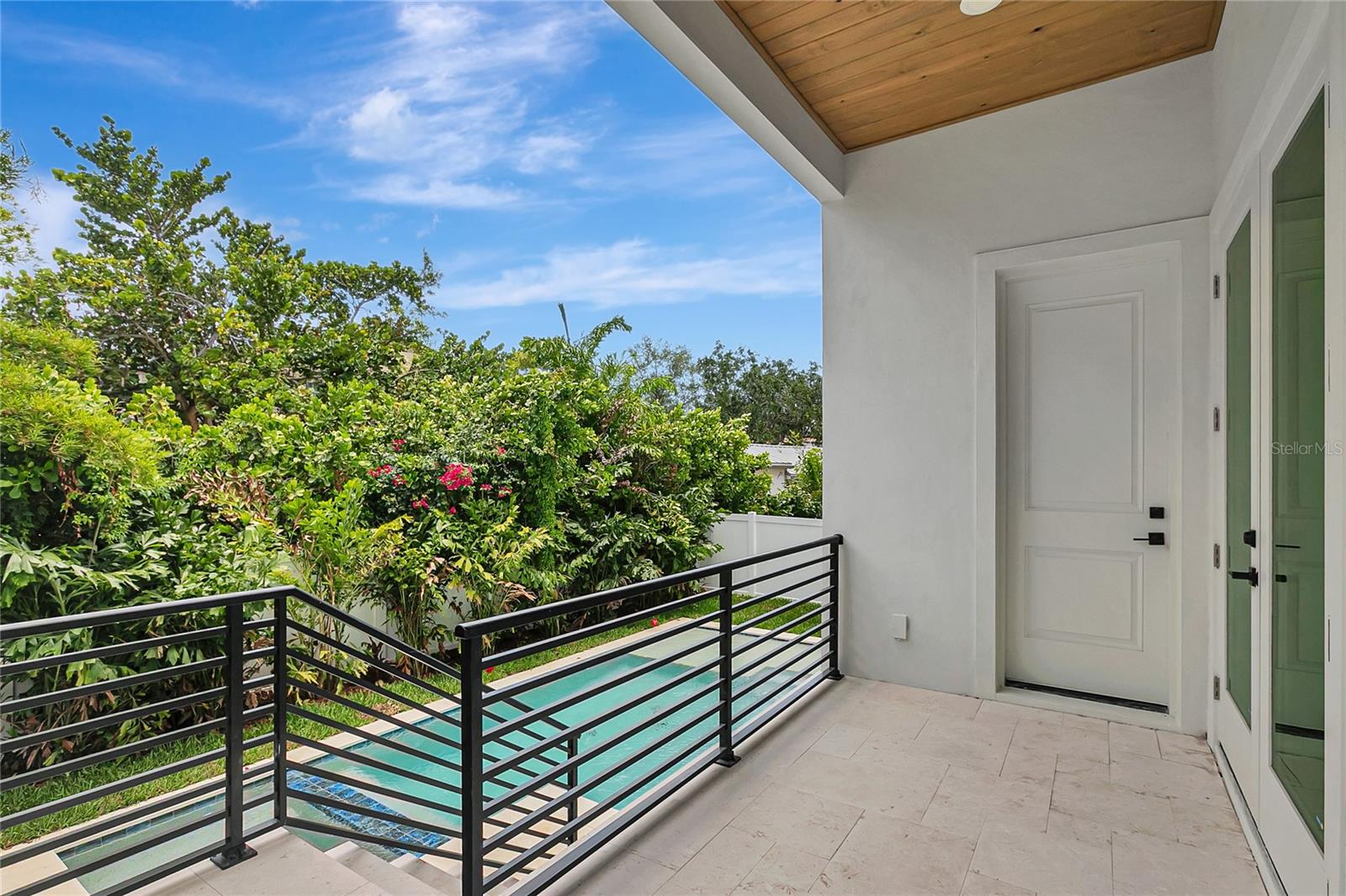 DAVIS ISLANDS PB10 PG52 TO 57 - Residential