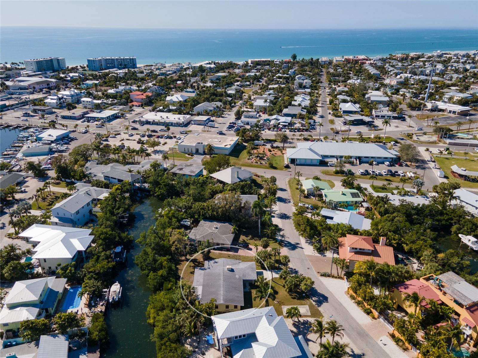 HOLMES BEACH 14TH UNIT - Residential