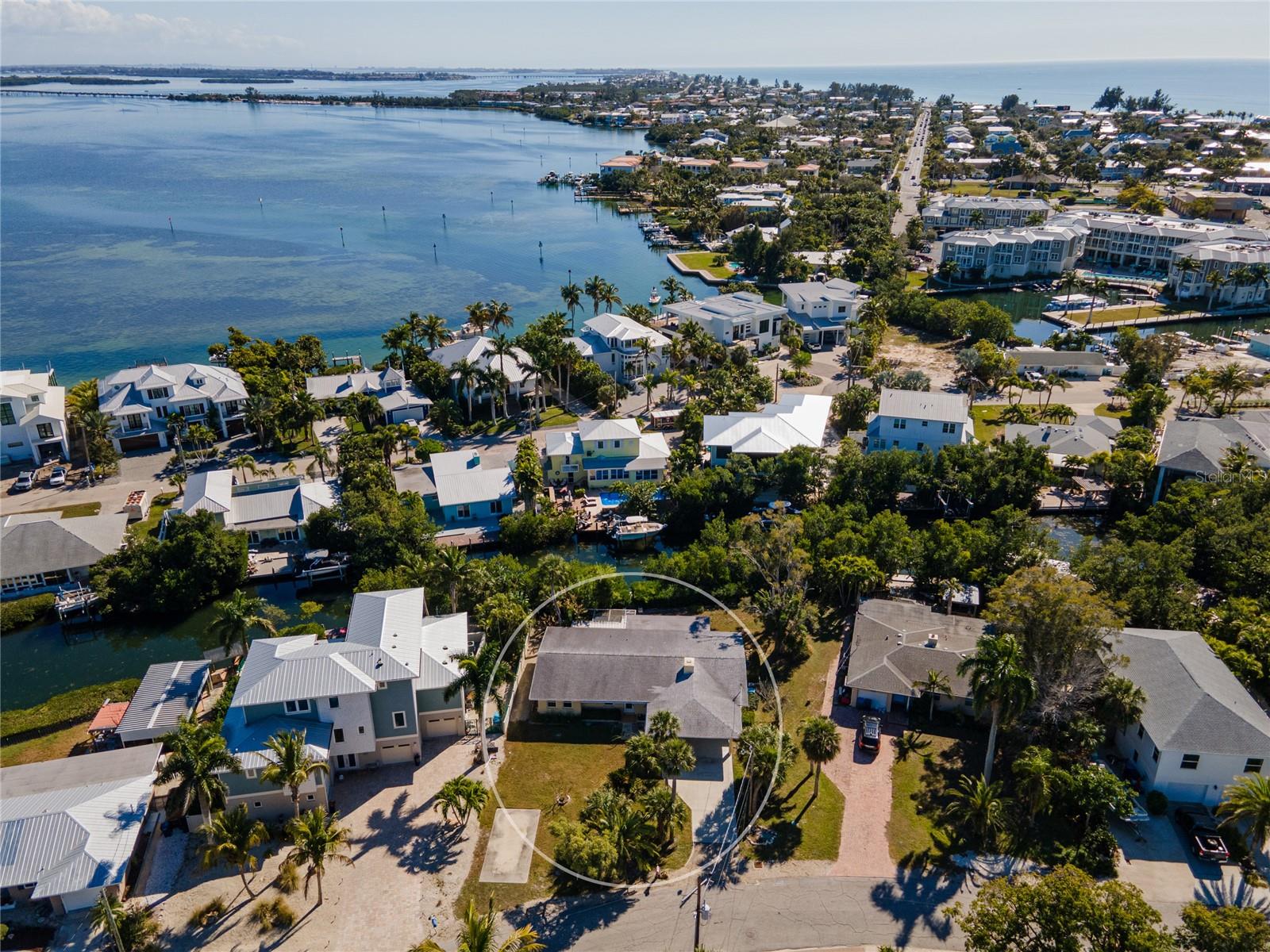 HOLMES BEACH 14TH UNIT - Residential