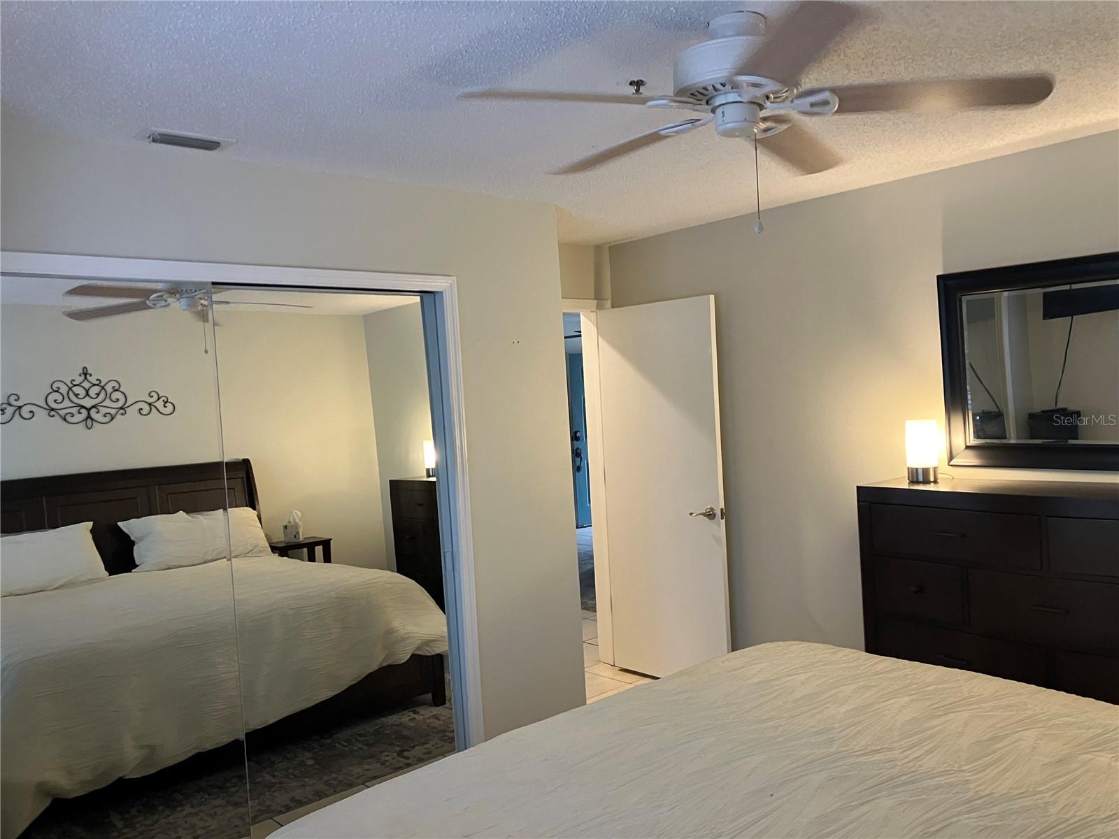 PARADISE LAKES - Residential