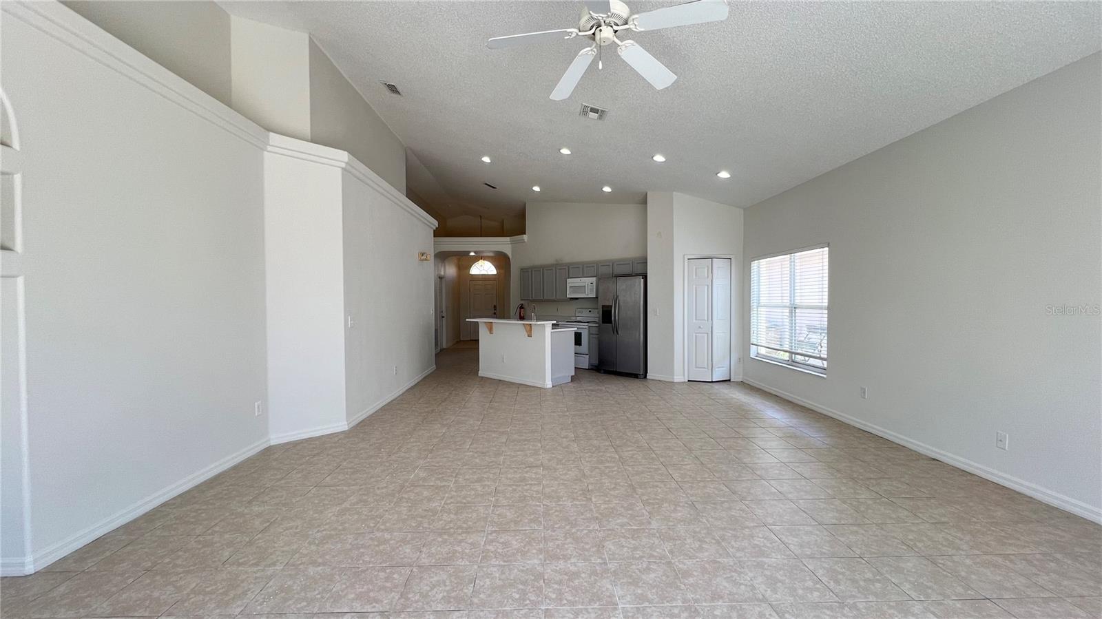 GLENBROOK PH II SUB - Residential Lease