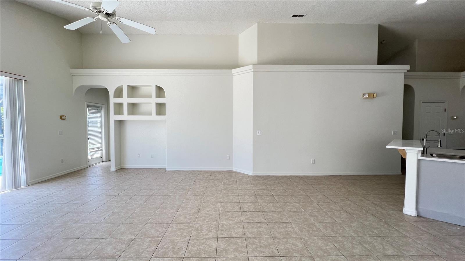 GLENBROOK PH II SUB - Residential Lease