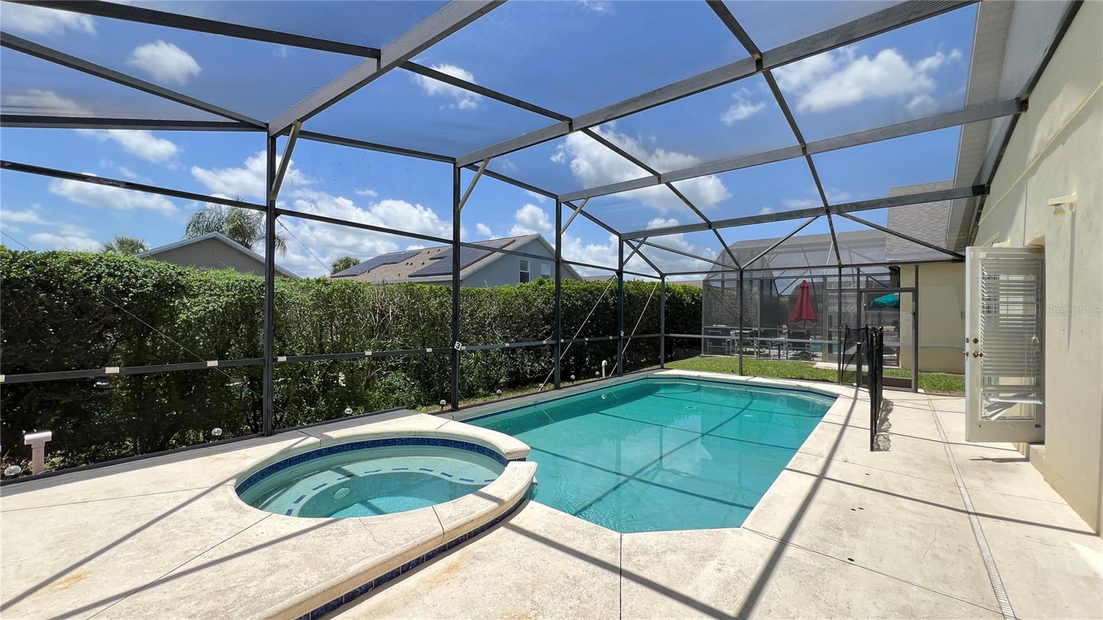GLENBROOK PH II SUB - Residential Lease