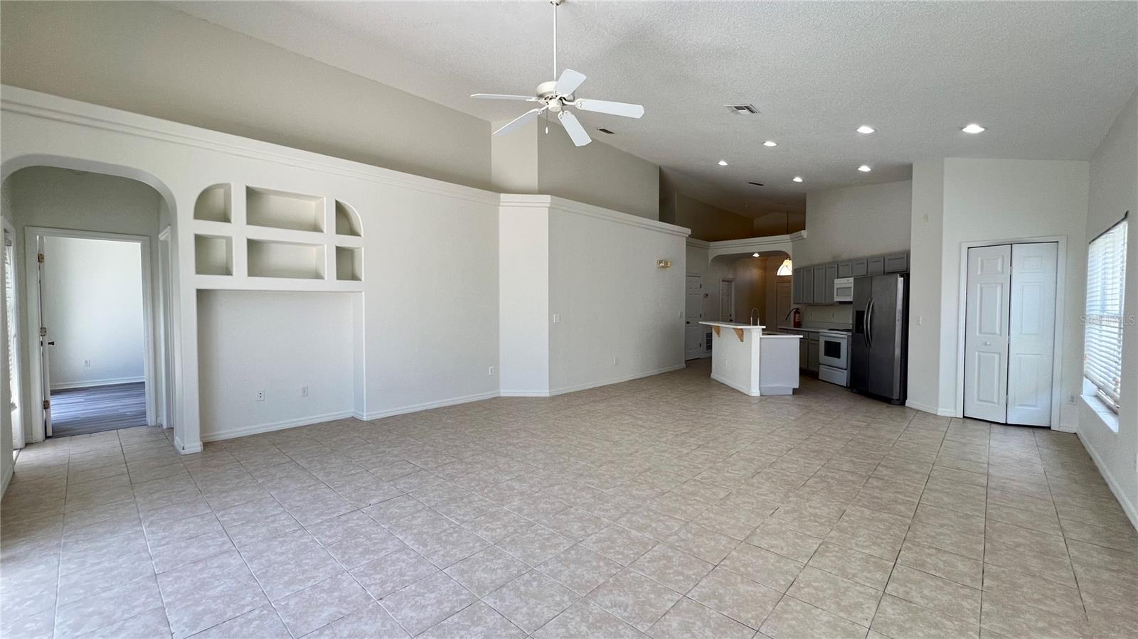 GLENBROOK PH II SUB - Residential Lease