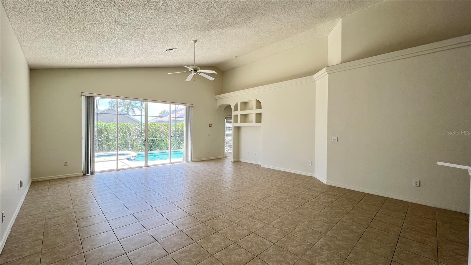 GLENBROOK PH II SUB - Residential Lease