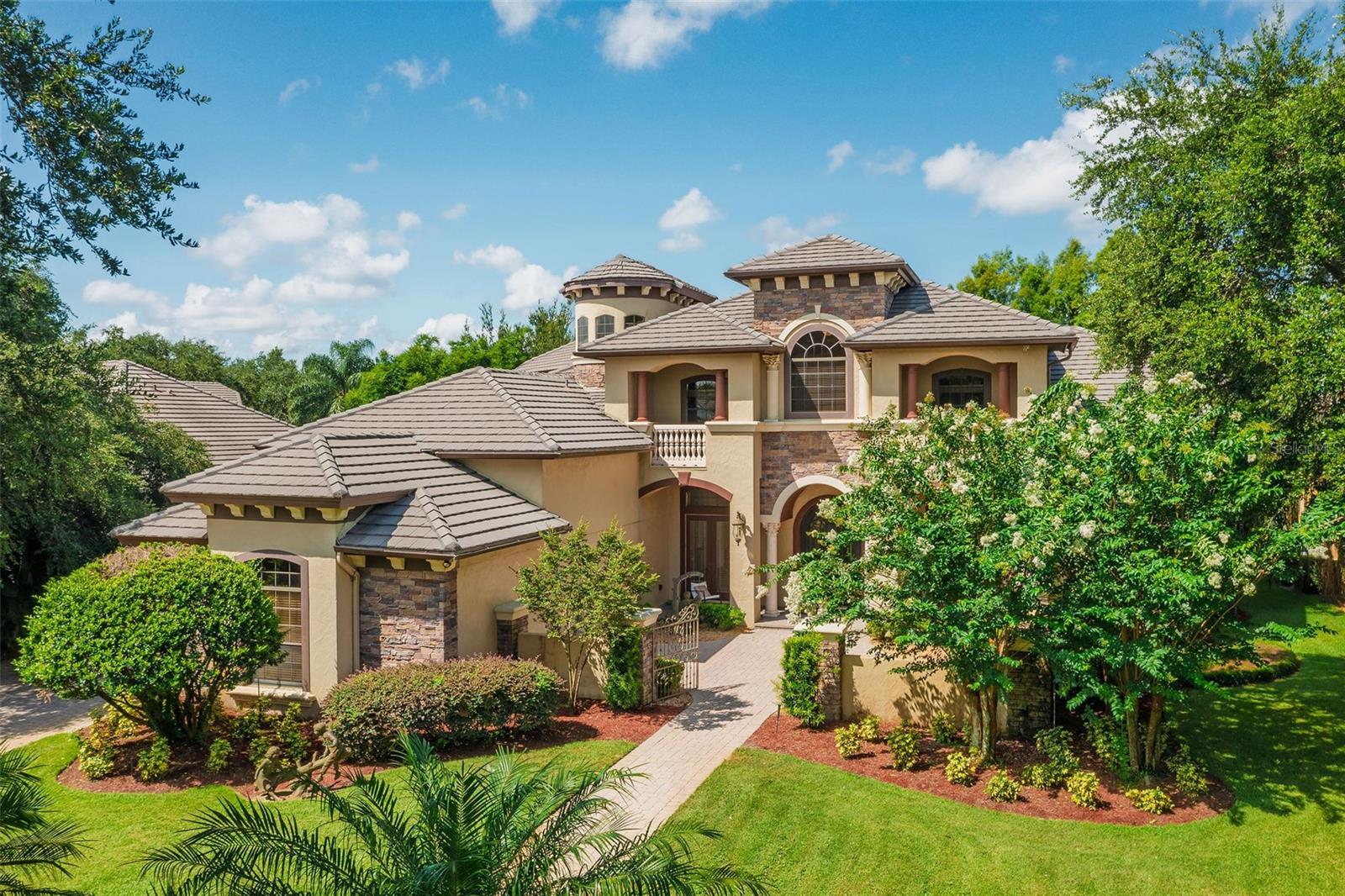 KEENES POINTE - Residential