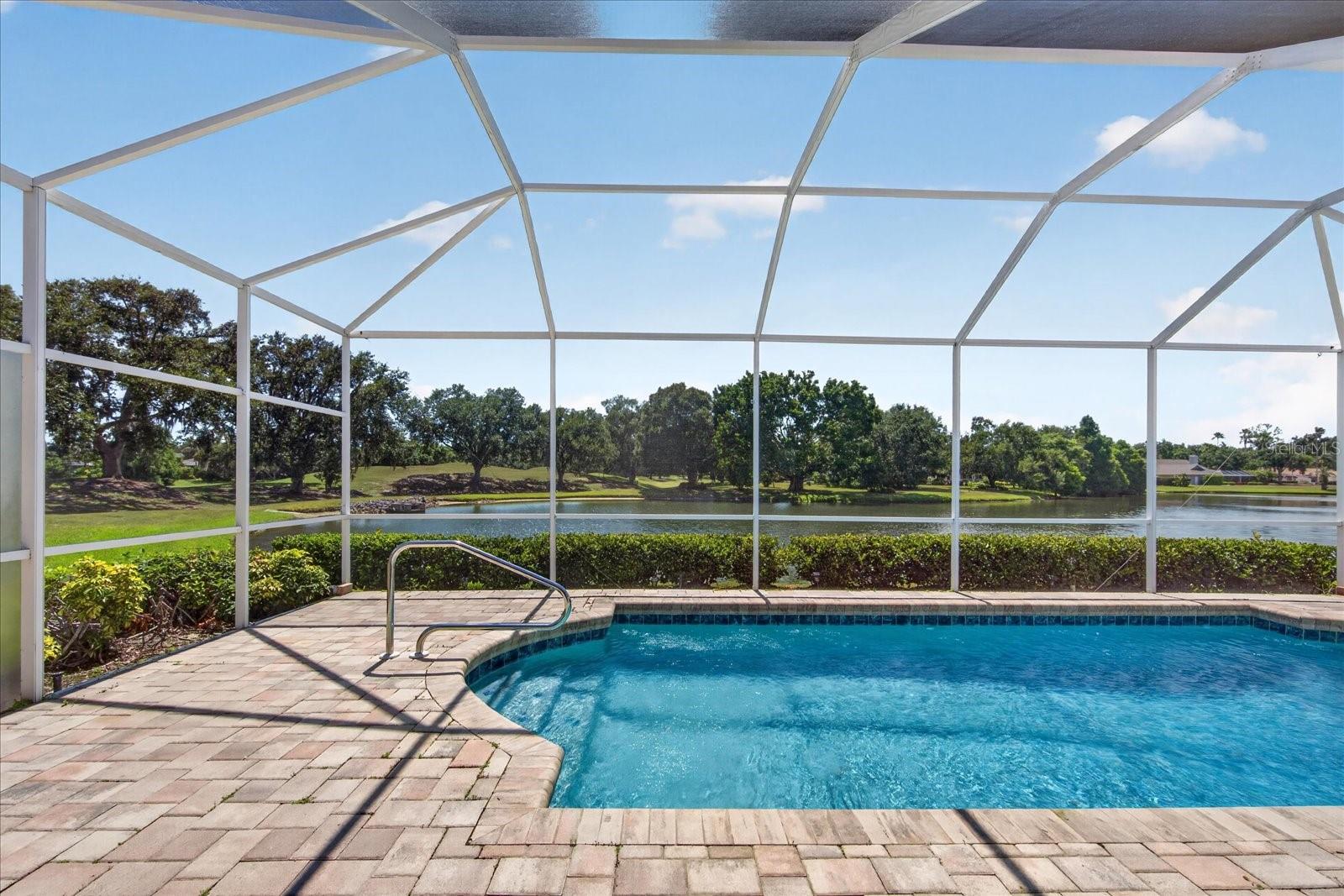 RIVER CLUB - Residential