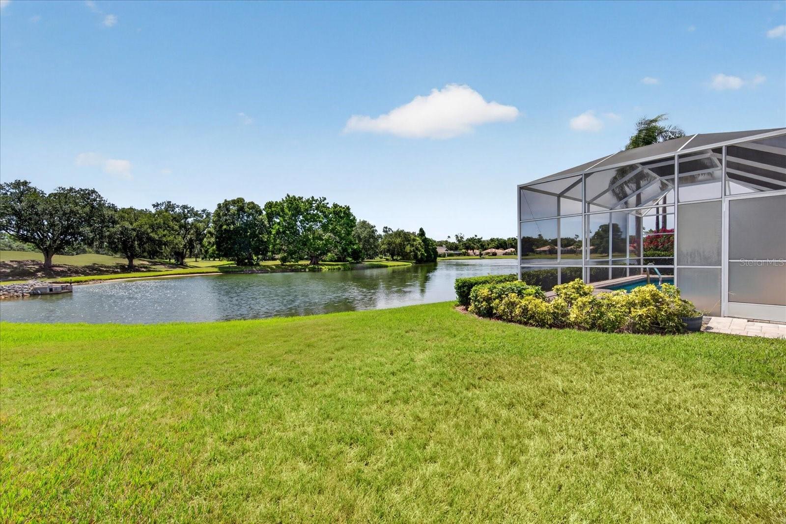 RIVER CLUB - Residential