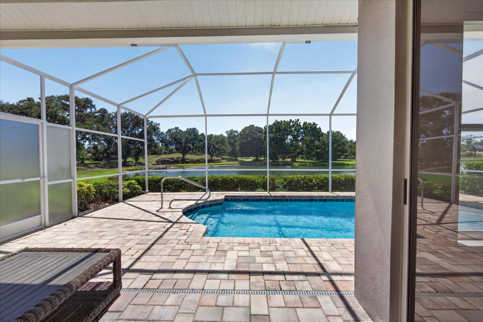 RIVER CLUB - Residential