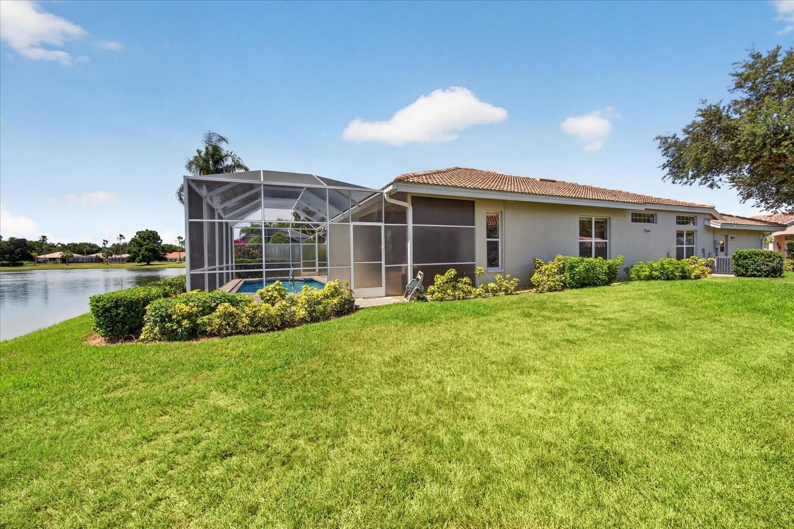 RIVER CLUB - Residential