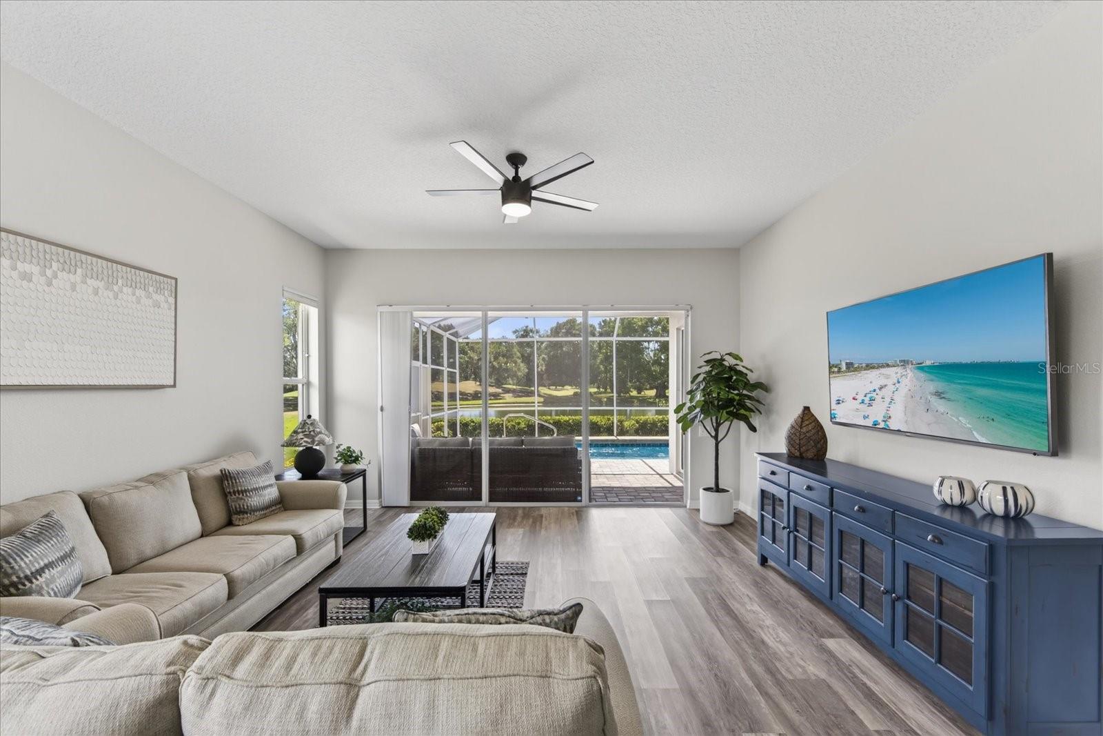 RIVER CLUB - Residential