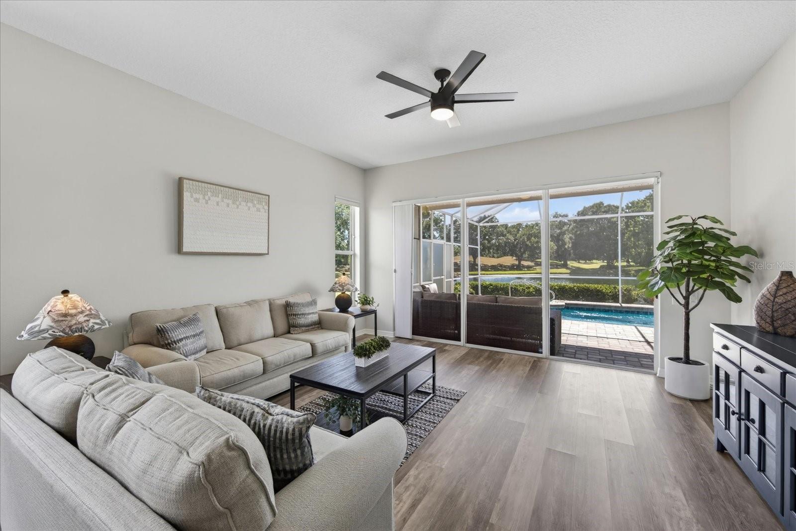 RIVER CLUB - Residential