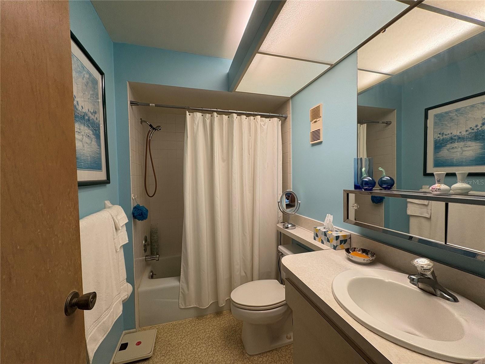 LAKESIDE CLUB OF SARASOTA - Residential