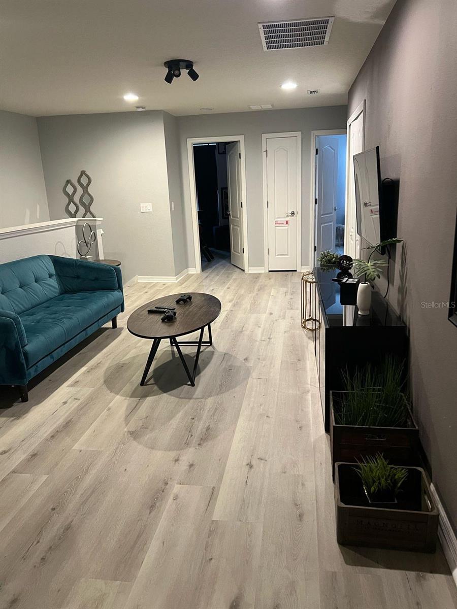 WINDSOR AT WESTSIDE PH 2B - Residential Lease