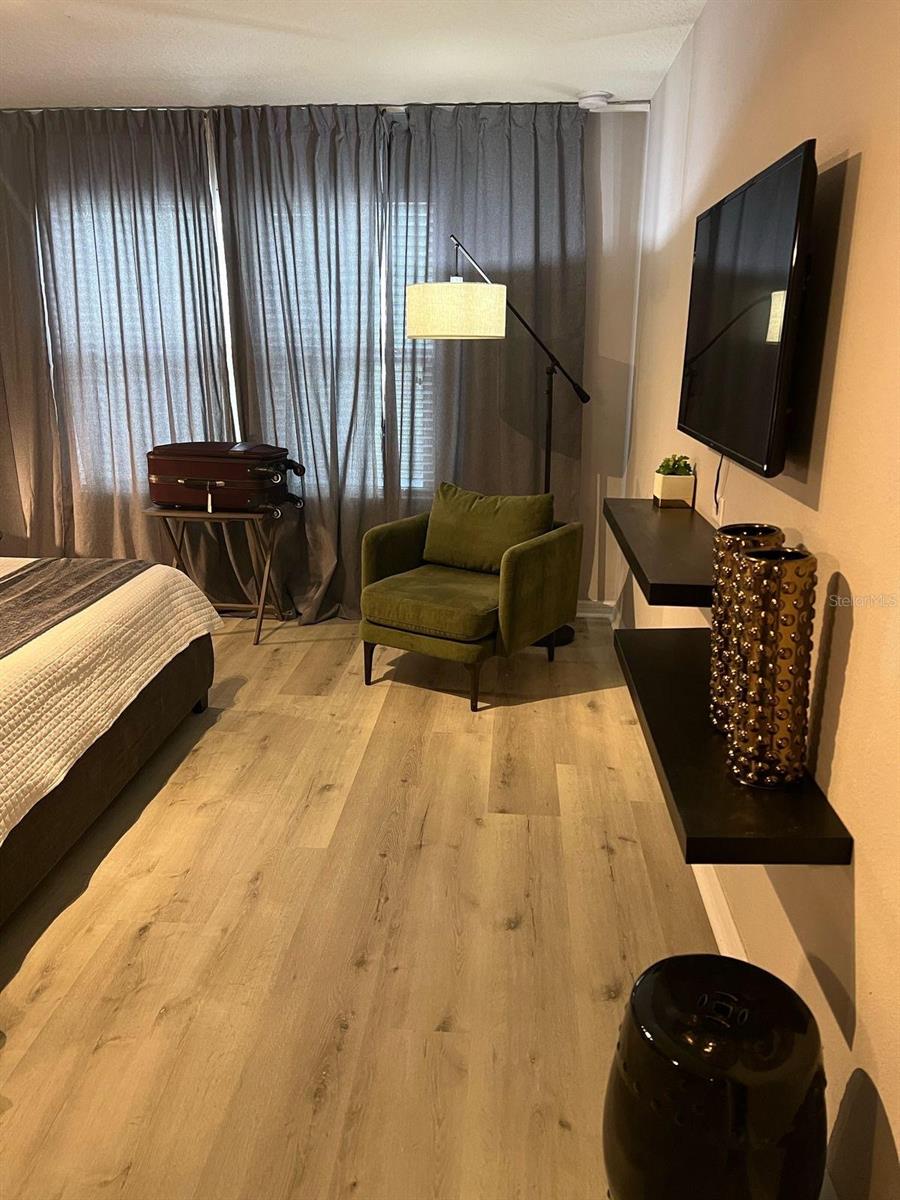 WINDSOR AT WESTSIDE PH 2B - Residential Lease