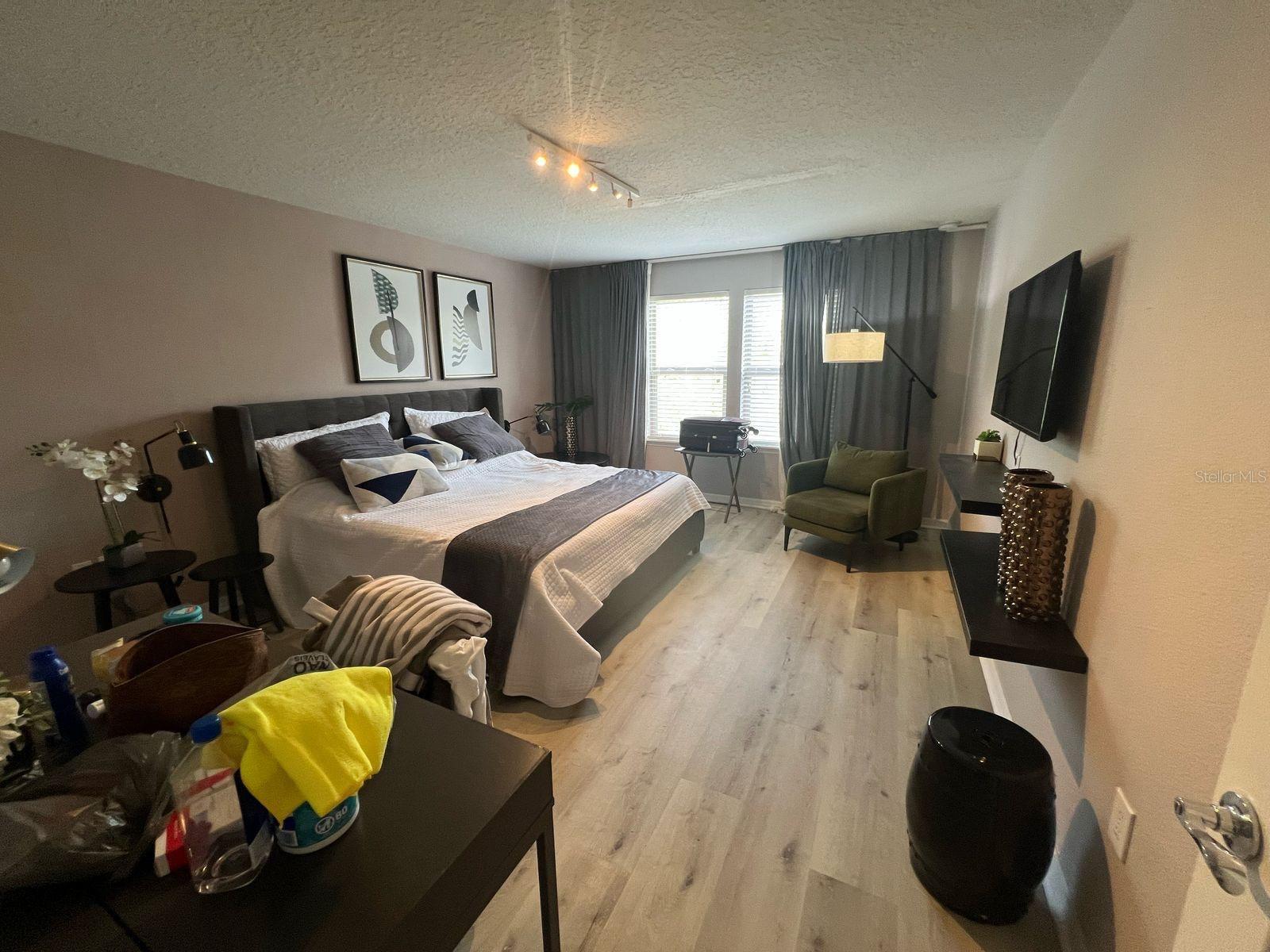 WINDSOR AT WESTSIDE PH 2B - Residential Lease