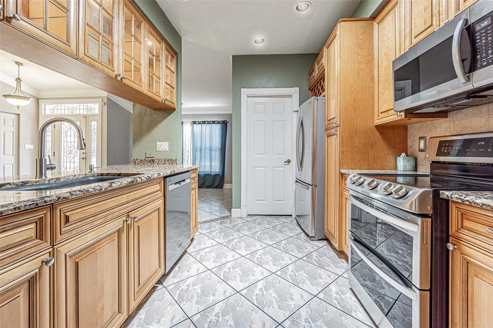 MILL RUN PH 01 - Residential