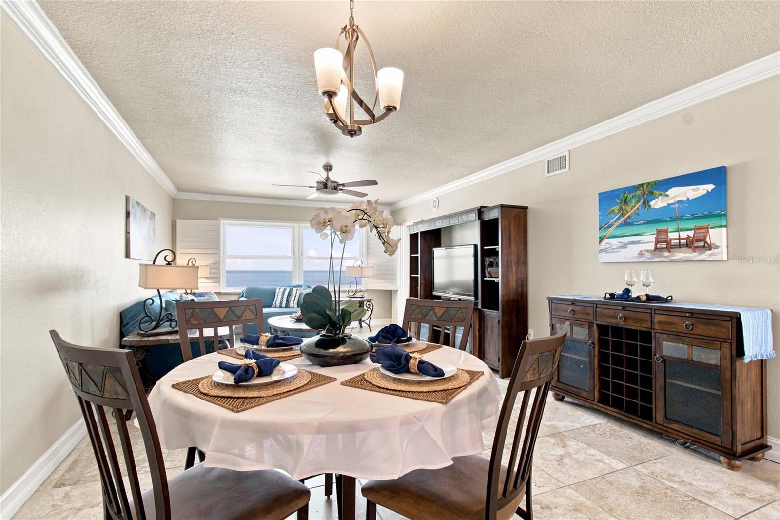 HARBOUR LIGHT TOWERS CONDO - Residential