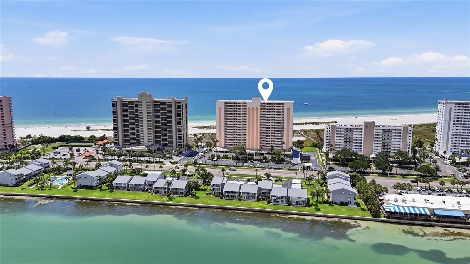 HARBOUR LIGHT TOWERS CONDO - Residential
