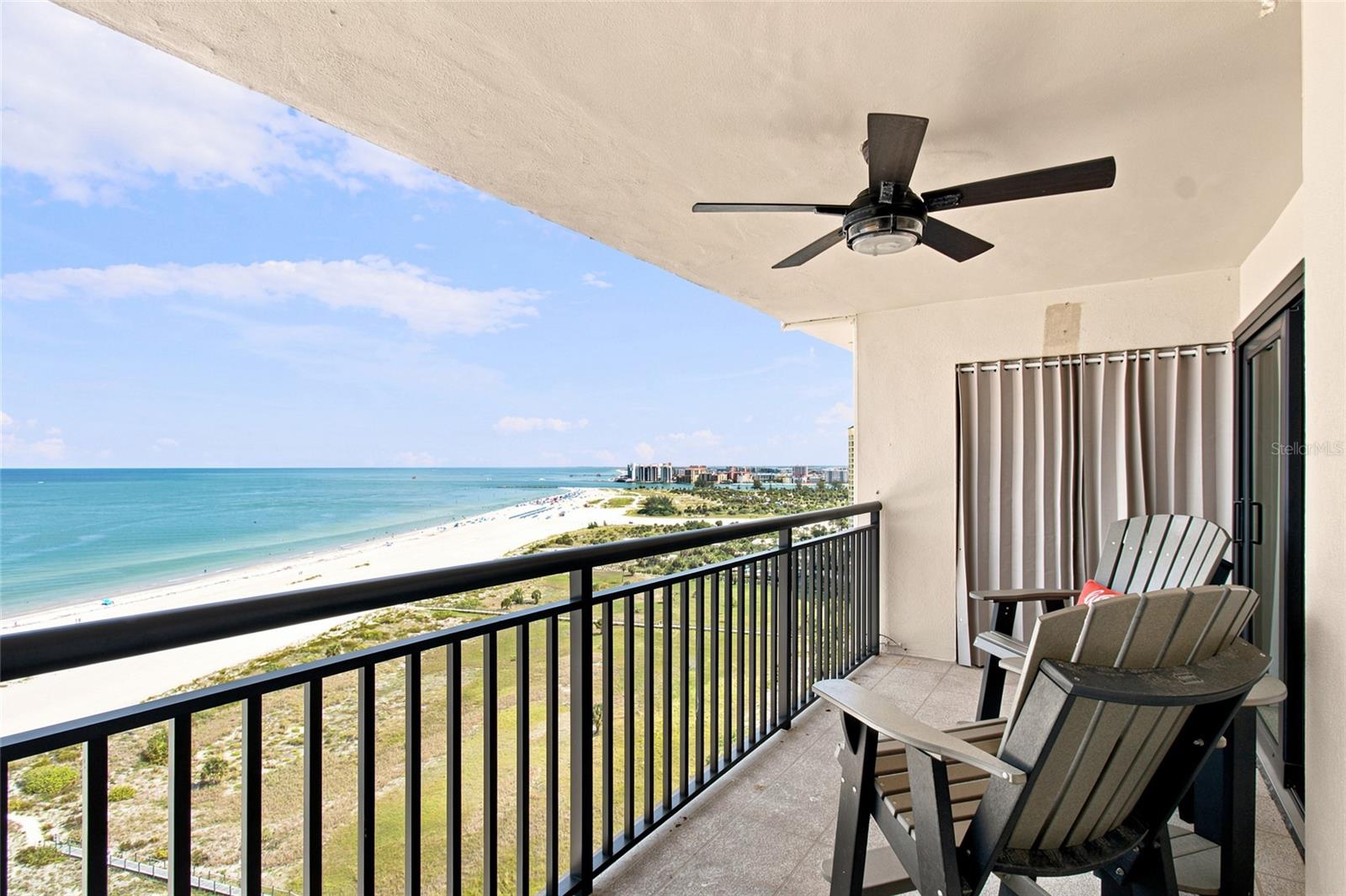 HARBOUR LIGHT TOWERS CONDO - Residential