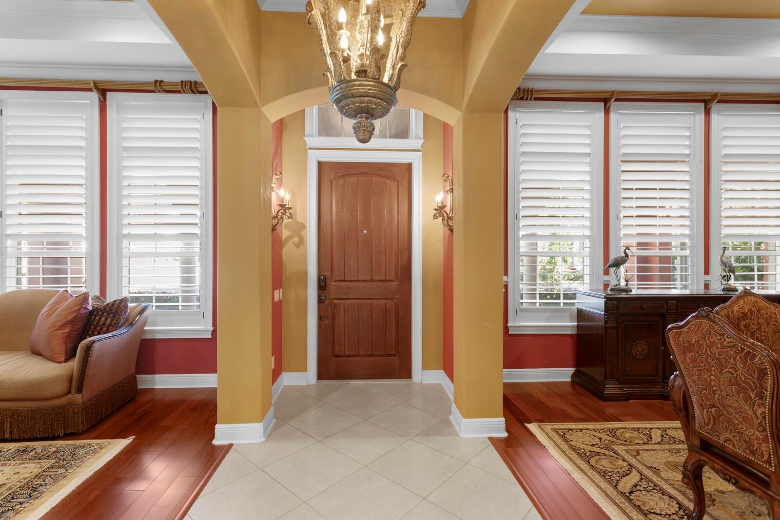 WESTSHORE YACHT CLUB PH 1 - Residential