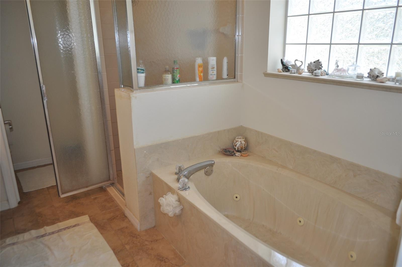 WILLISTON HIGHLANDS GOLF & C CLUB ESTATES - Residential