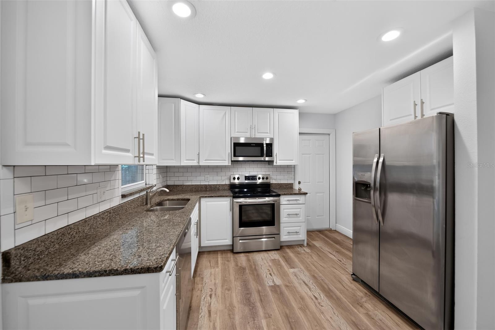LONG LAKE SUB - Residential