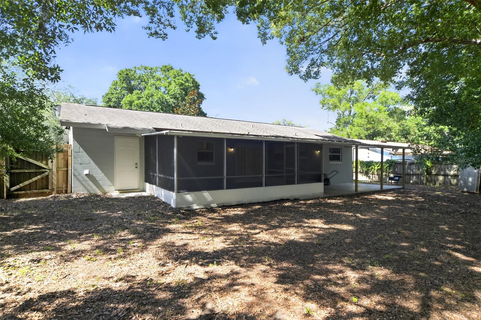 LONG LAKE SUB - Residential