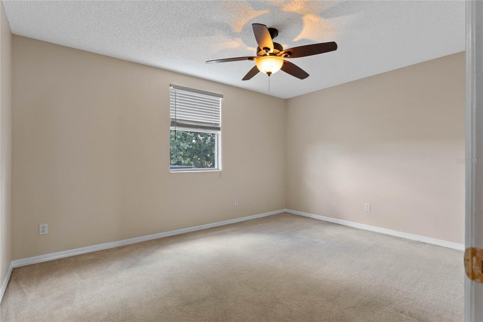 BRIDGE WATER - Residential Lease