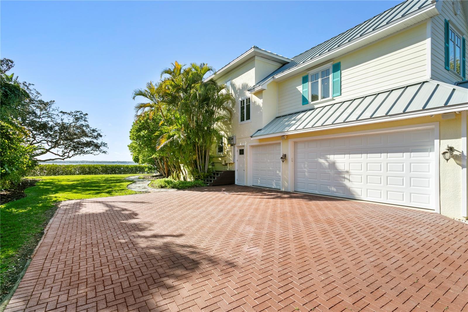 COUNTRY CLUB ADD TO OLDSMAR REV - Residential