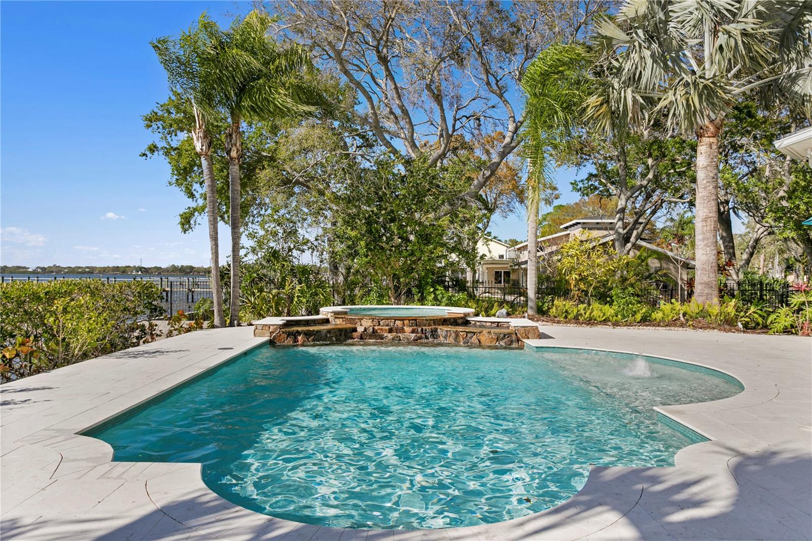 COUNTRY CLUB ADD TO OLDSMAR REV - Residential