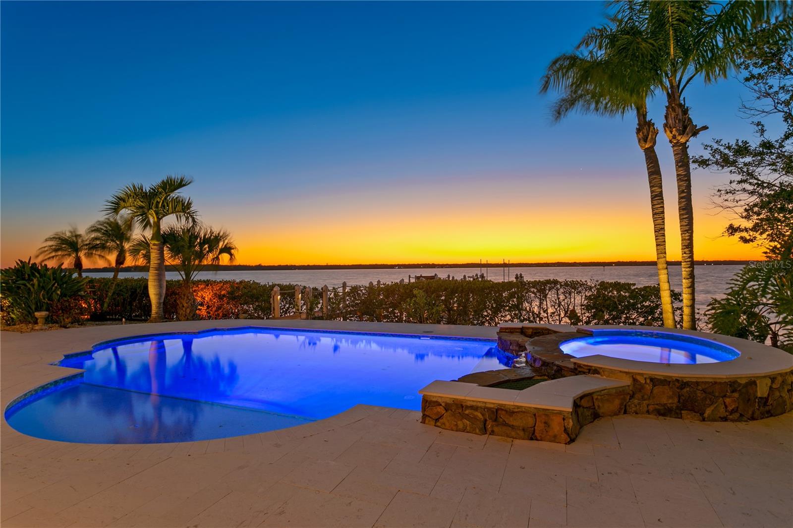COUNTRY CLUB ADD TO OLDSMAR REV - Residential