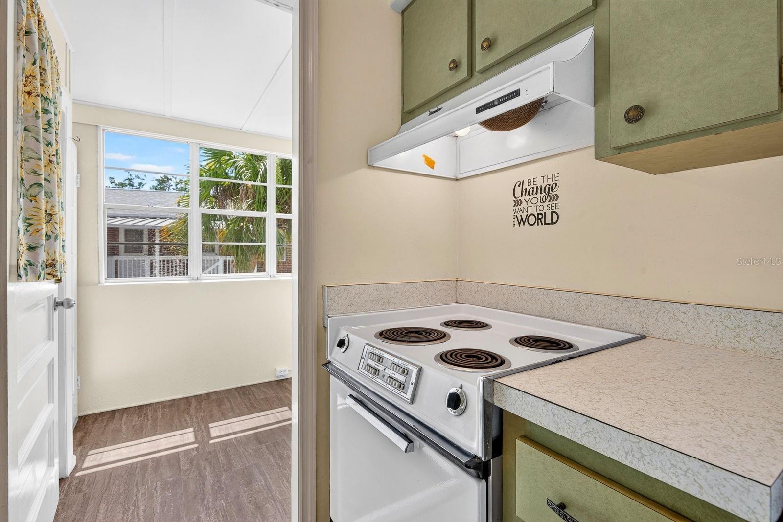 CENTRAL CORTEZ PLAZA - Residential