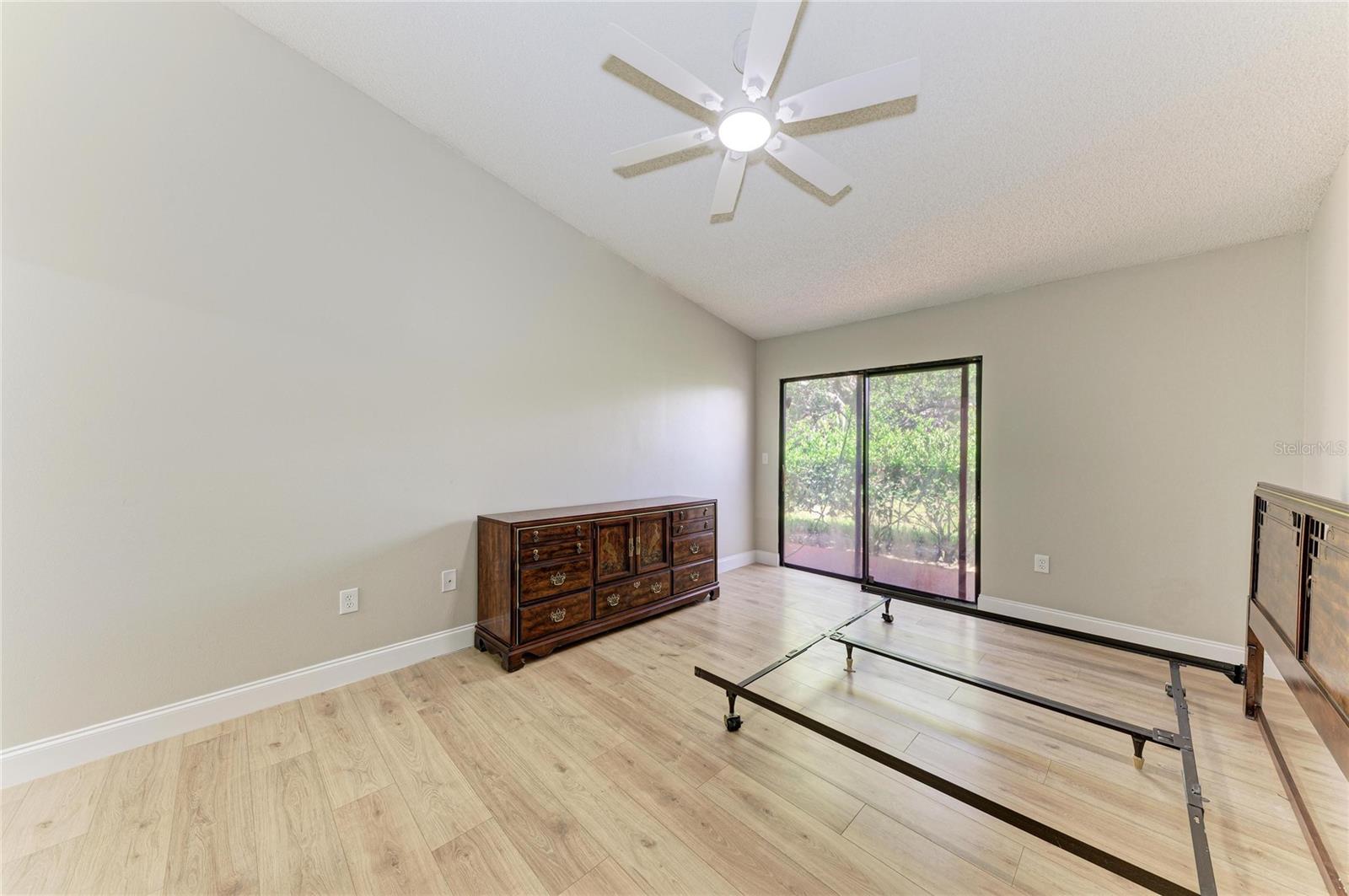 HUNTERS WALK - HAMLETS - Residential