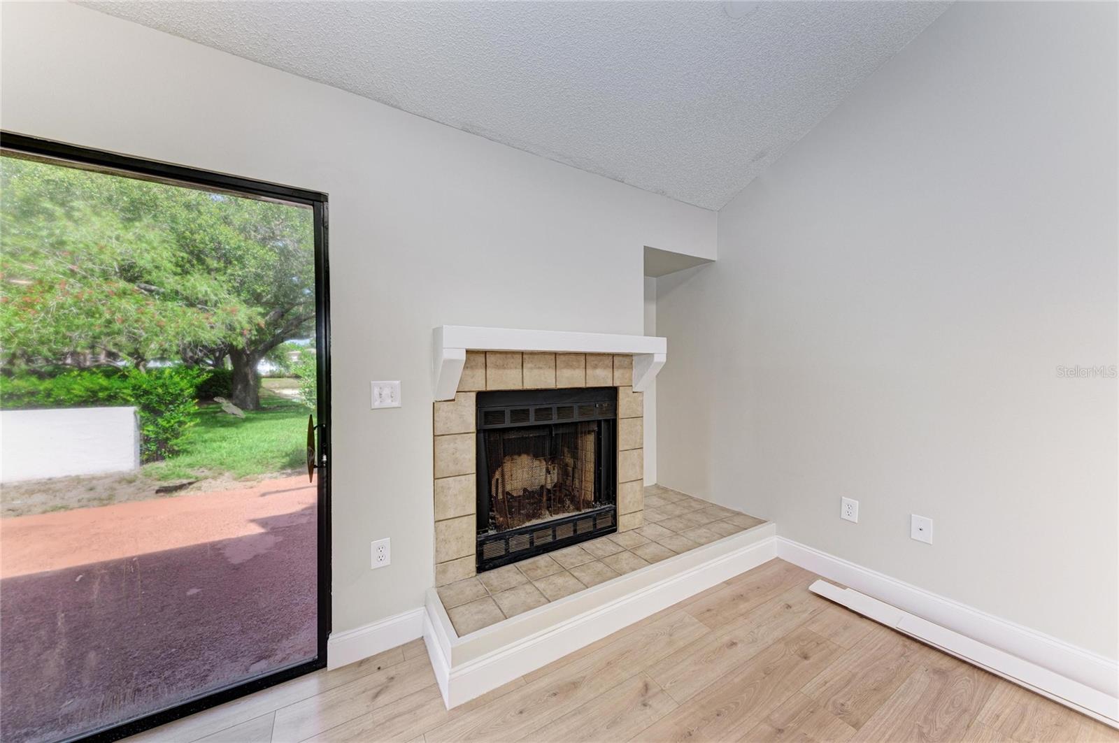 HUNTERS WALK - HAMLETS - Residential