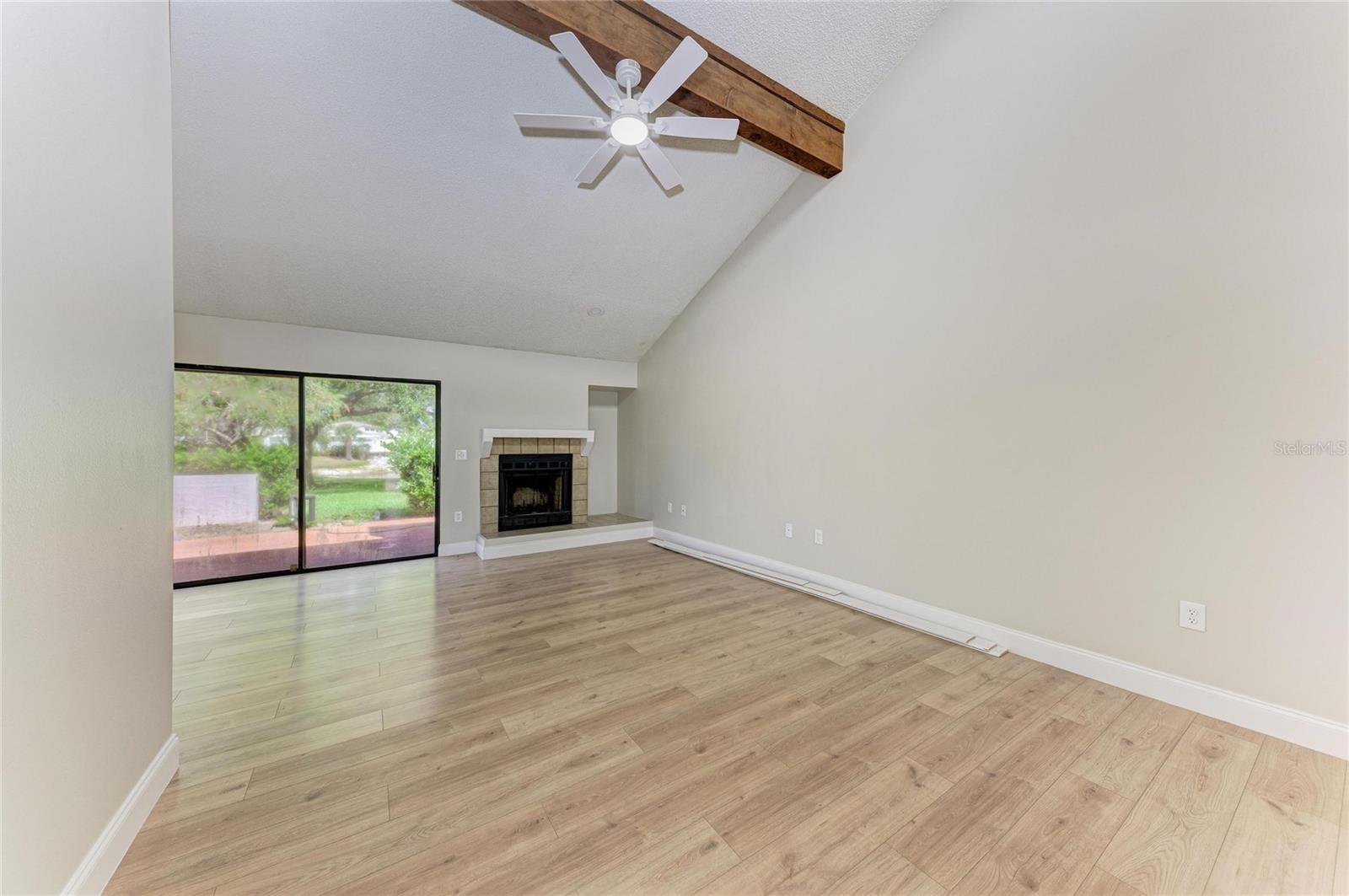 HUNTERS WALK - HAMLETS - Residential