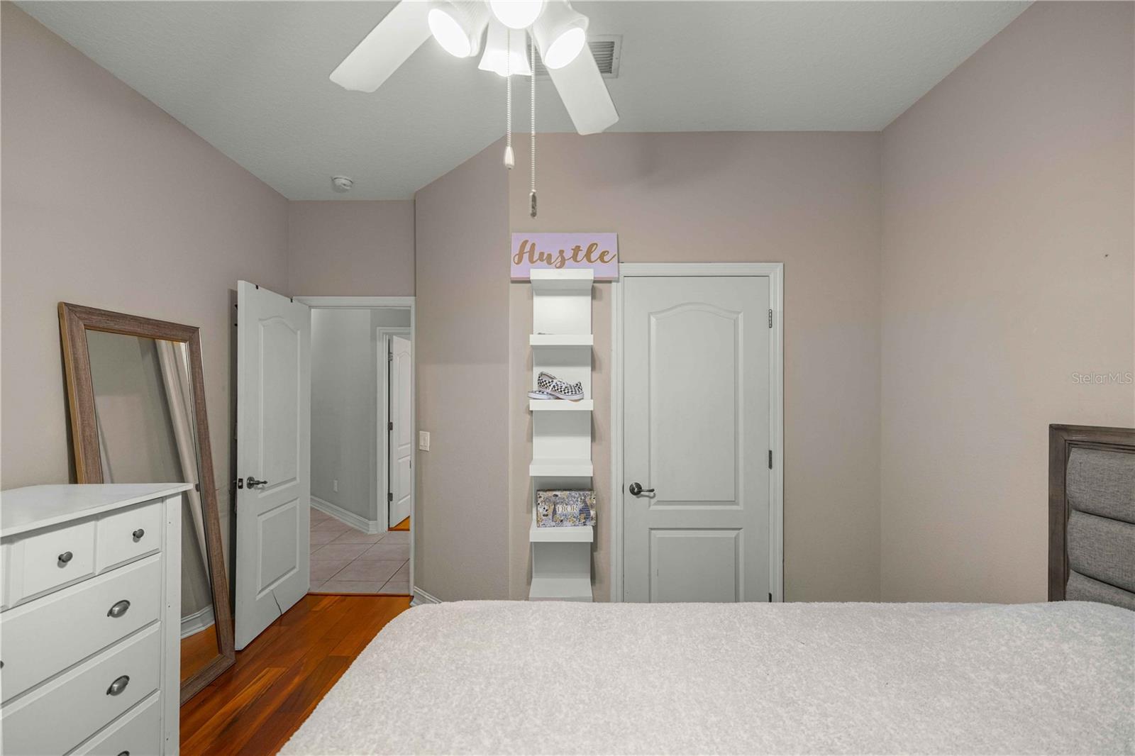CLERMONT NOTTINGHAM AT LEGENDS - Residential