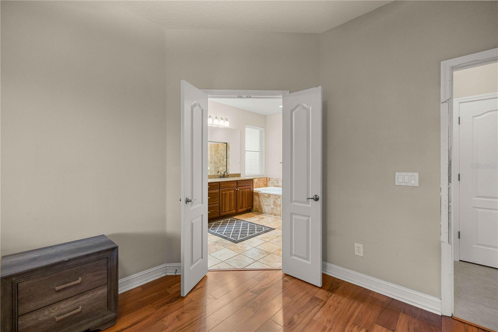CLERMONT NOTTINGHAM AT LEGENDS - Residential