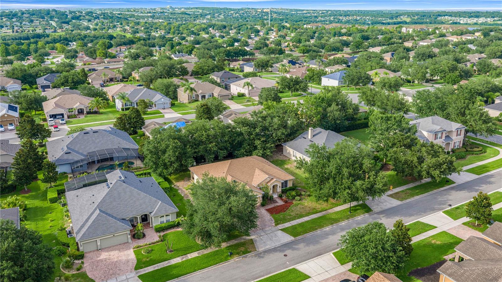CLERMONT NOTTINGHAM AT LEGENDS - Residential